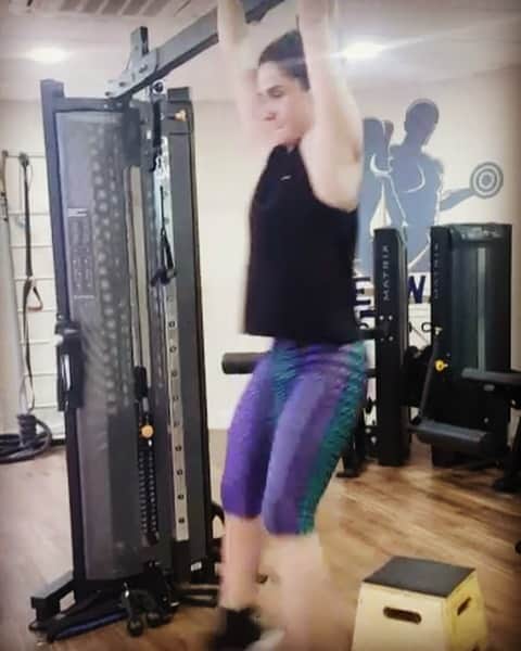 Giovanna Antonelliのインスタグラム：「Evoluindo....!!!!!!! 🤸‍♂️🤸‍♂️🤸‍♂️🤸‍♂️」