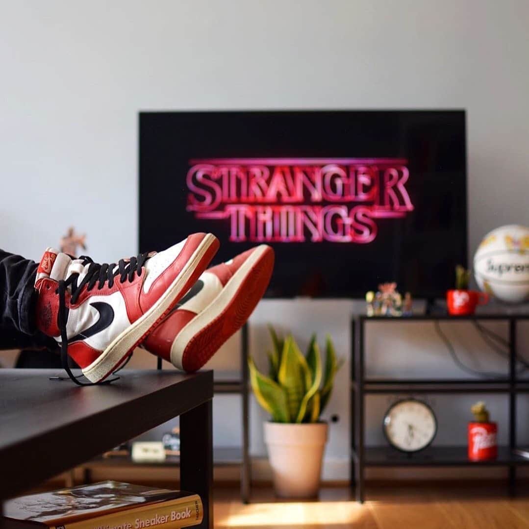 Sneaker News x Jordans Dailyさんのインスタグラム写真 - (Sneaker News x Jordans DailyInstagram)「What I was waiting for this July 4th 💥 Should Jordan Brand drop a Stranger Things collab? 🤔 #jordansdaily」7月5日 2時25分 - jordansdaily