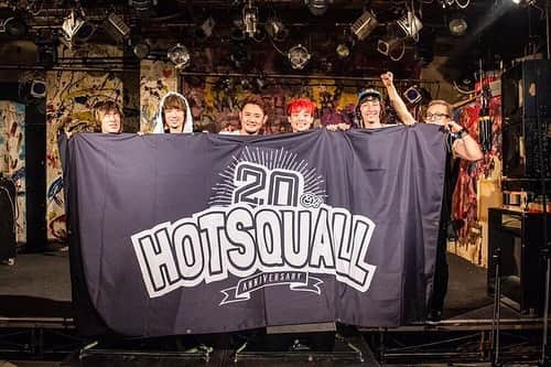 チフネシンゴさんのインスタグラム写真 - (チフネシンゴInstagram)「. HOTSQUALL 20th anniversary "Get Up Rock Soldiers tour2019"  大阪 十三FANDANGO編 w/ EGG BRAIN  お集まりいただいた方々、ありがとうございました。  いいとこあかんとこ含めて今の我々らしいライブだった。 なんであれ、とにかく楽しかった。 あかんとこは修正してまた成長する種にする。  機会があったらこのツアー、直に見に来てください🤘  #hotsquall #ホスコ #eggbrain #gurstour  photoby @manaty49」7月5日 2時34分 - chikkun_hotsquall