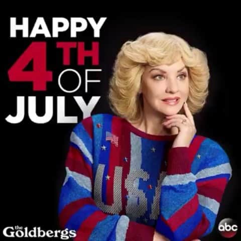 アメリカン・ブロードキャスティング・カンパニーのインスタグラム：「Land of the free, home of the schmoopies. Happy #4thofJuly from ABC! 🇺🇸」