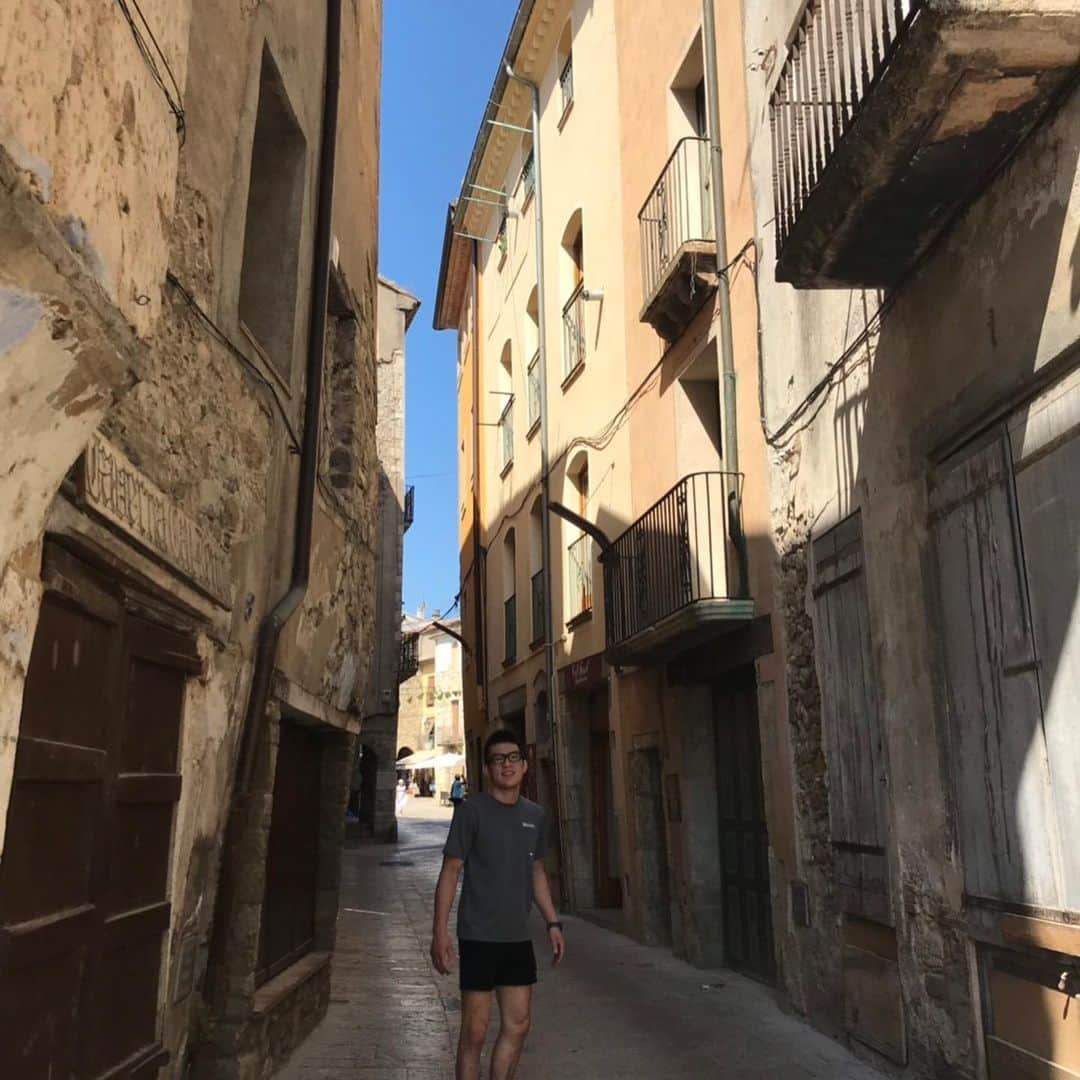 青木真也さんのインスタグラム写真 - (青木真也Instagram)「ベザルー。うさぎの肉を食べました。#besalu #spain#スペイン#セミナー#shinyaaoki ＃ベザルー」7月5日 3時02分 - shinya050983