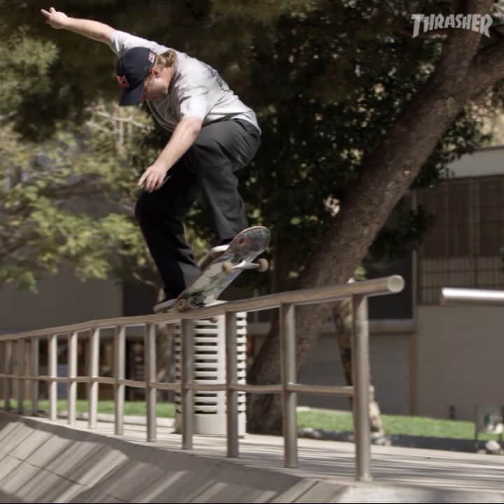 スラッシャーのインスタグラム：「👉🏽 @jamie_foy x @nbnumeric 👟 Full clip on the Thrasher app 📲 Filmed by @jakeleger_」