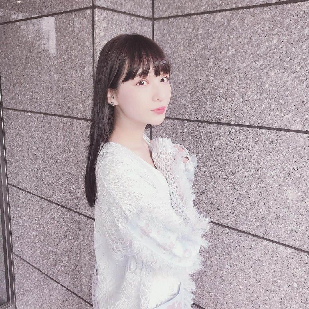 東佳苗さんのインスタグラム写真 - (東佳苗Instagram)「rurumu:2019ss snap❤︎❤︎❤︎ blue lovely girl's🦋💙💎🐬⛲️💠🌧 #rurumu #rurumu2019ss #来栖りん #増澤璃凜子 #美鈴 #大場美奈 #ほのか」7月5日 3時27分 - usagi_kanae