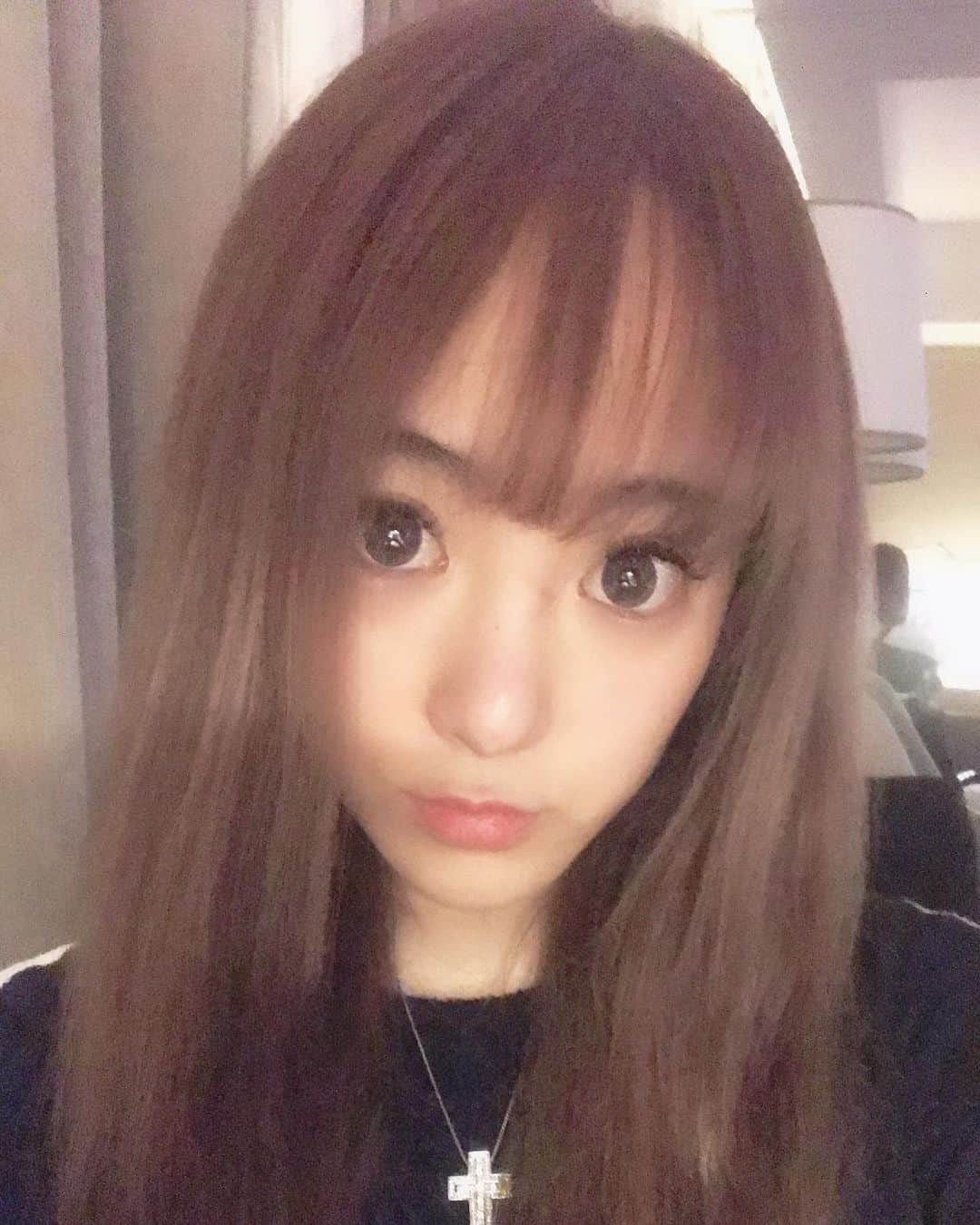 麻生唯のインスタグラム：「Morning Hongkong☀️ 早安 香港🇭🇰💗 素顔〜🤭💦」