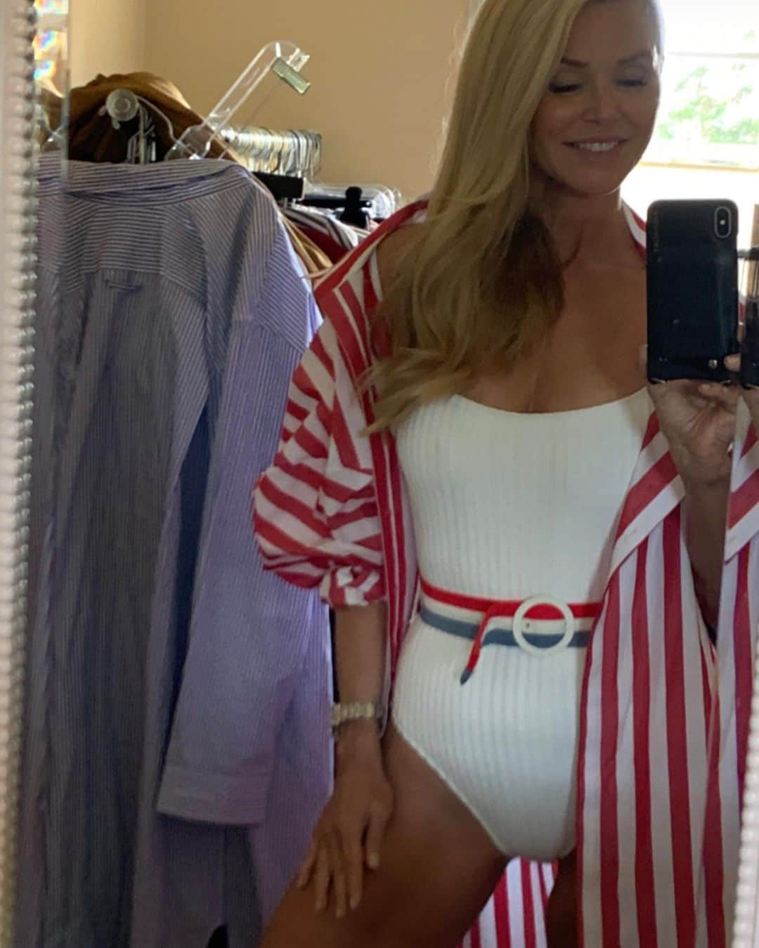 クリスティ・ブリンクリーさんのインスタグラム写真 - (クリスティ・ブリンクリーInstagram)「Stars and @solidandstriped 🇺🇸🌟✌🏼Happy 4Th of July outfit ! #beachparty 🎉」7月5日 5時27分 - christiebrinkley