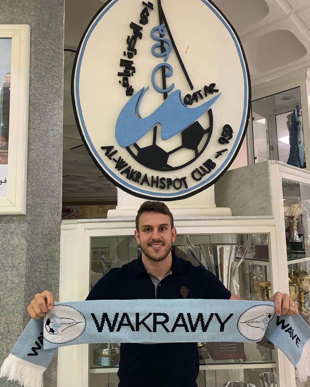 ブルーノ・ウビニのインスタグラム：「Very motivated for this new adventure, I’m very happy to be here and I will always do my best. Thanks for this reception in Qatar. New challenges, new battles and always hungry for more. 💪🏼🇶🇦」