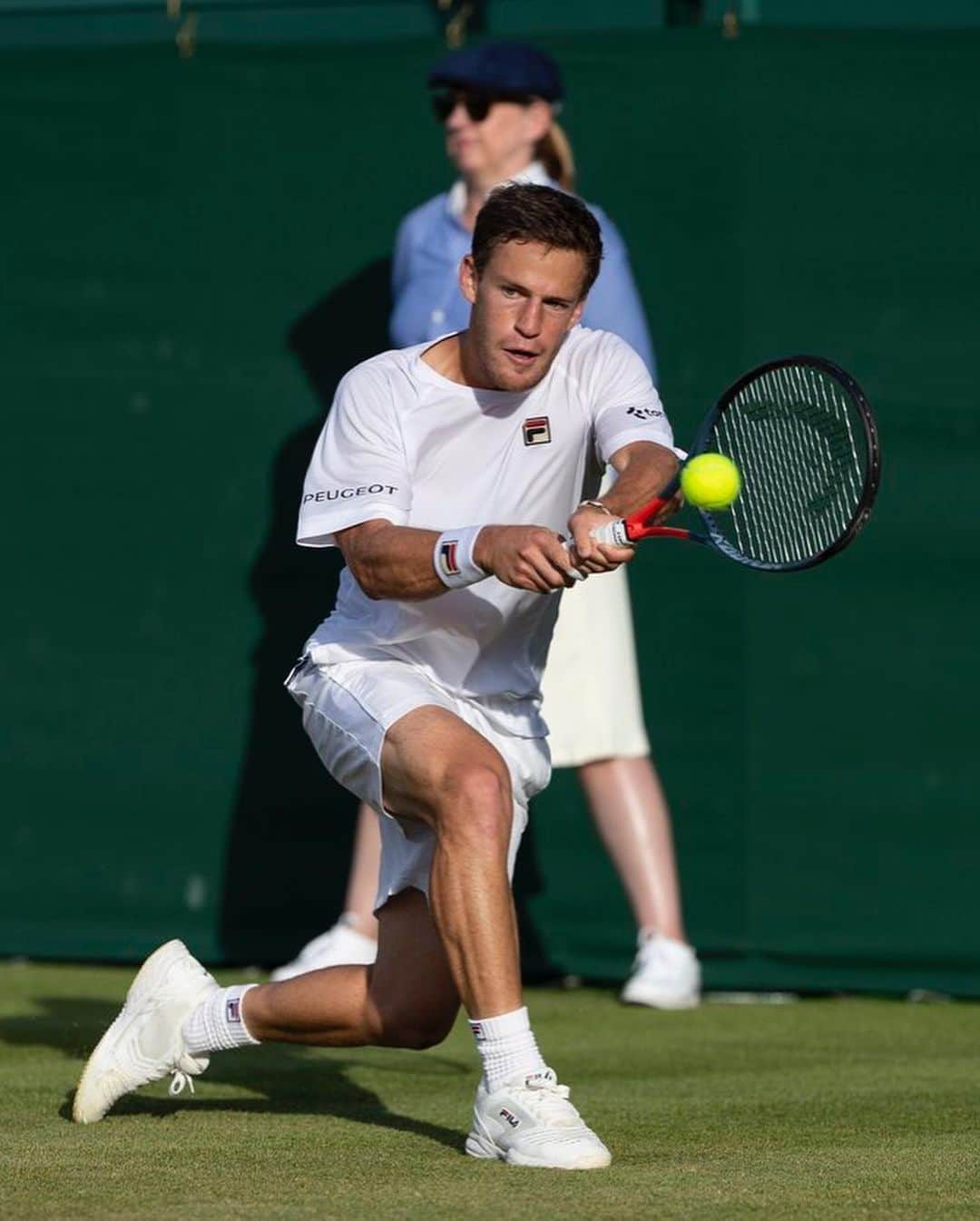 ディエゴ・シュワルツマンさんのインスタグラム写真 - (ディエゴ・シュワルツマンInstagram)「A 3ERA nomas!!! 👊😬🌱🎾 @wimbledon」7月5日 7時05分 - dieschwartzman