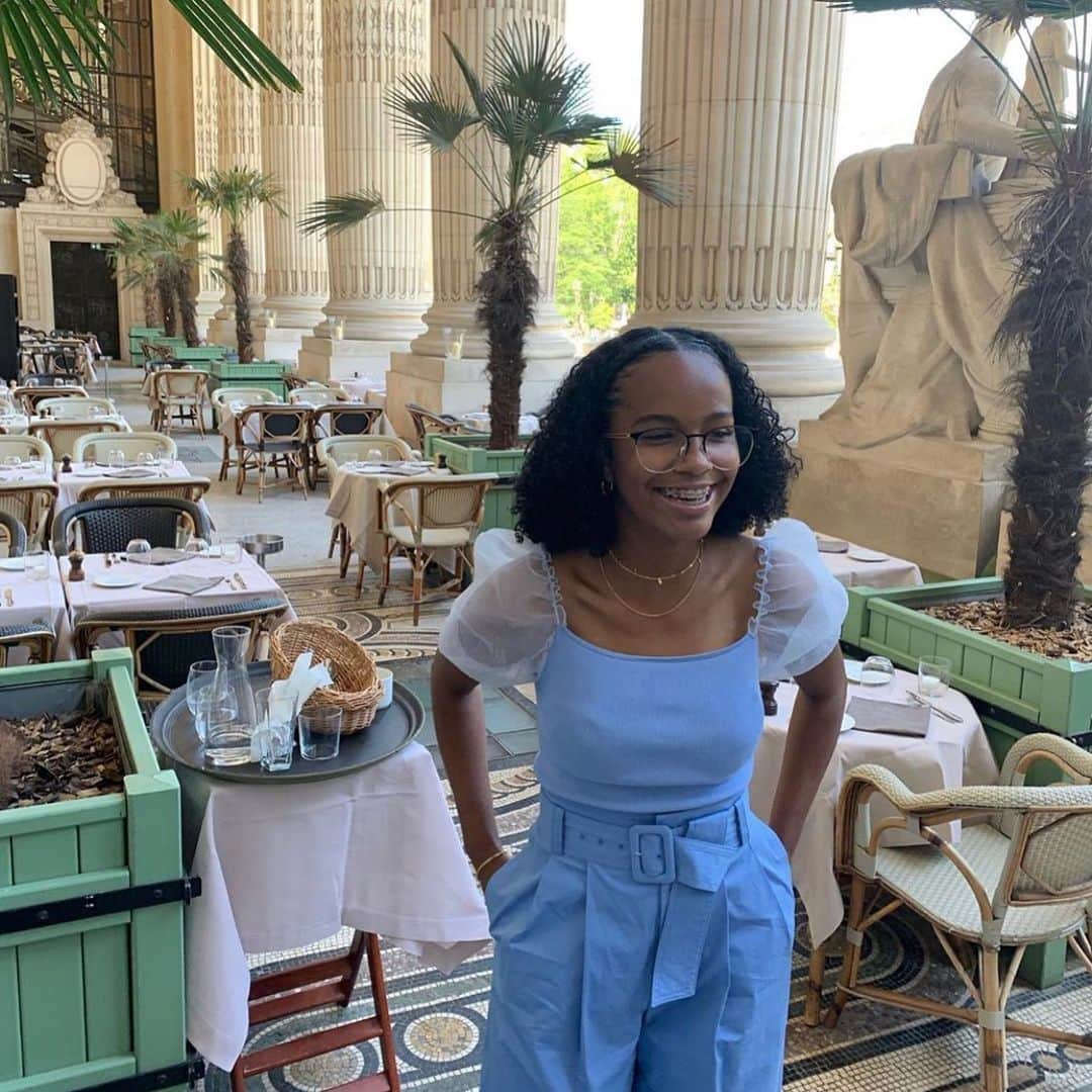 シャネル・イマンのインスタグラム：「My  beautiful niece @dylanmichelle_01  first time in Paris. So many great memories we made together! Thanks for joining us We love you ❤️」