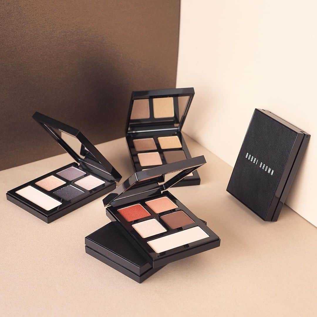 FAVOR【フェイバー】さんのインスタグラム写真 - (FAVOR【フェイバー】Instagram)「BOBBI BROWN(ボビイ ブラウン)から限定のアイシャドウパレットが登場👀💕 . メイクアップアーティストのテクニックが集約されたアイパレットで、立体感のある印象的なアイメイクが完成！ . 【2019年7月5日(金)限定発売】 BOBBI BROWN(ボビイ ブラウン)『エッセンシャル マルチカラー アイシャドウ パレット』 限定5種/各5,800円(税抜) . #bobbibrown #ボビイブラウン #エッセンシャルマルチカラーアイシャドウパレット #限定 #限定コスメ #コスメレビュー #アイシャドウパレット #パレット #限定パレット #コスメ好きさんと繋がりたい #メイク好きな人と繋がりたい #美容好きな人と繋がりたい #コスメ好き #コスメ大好き #化粧品 #夏コスメ #スウォッチ #コスメレポ #コスメ紹介 #新発売 #コスメマニア #コスメ #全色スウォッチ #デパコス」7月5日 19時02分 - favor_official