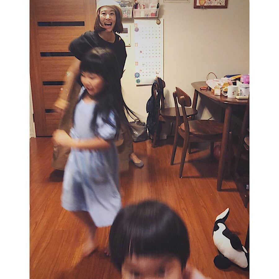 奥村愛子のインスタグラム：「* 大好きな友の大好きな子どもたち 写真撮ろうが止まっちゃくれない たのしかったな」