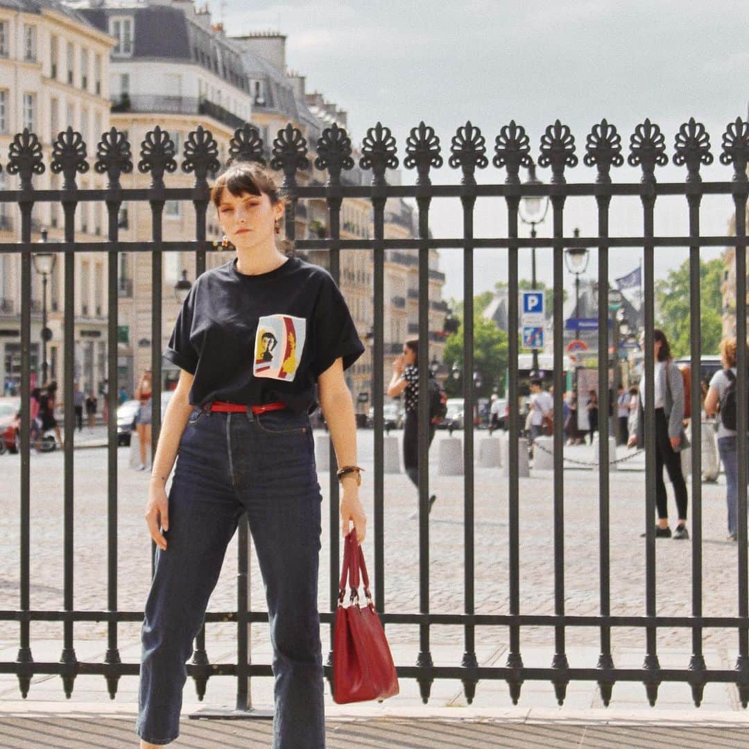KEISUKE SYODAさんのインスタグラム写真 - (KEISUKE SYODAInstagram)「Via 📸 @amelie.grnr ❤️ Thank you for wearing it!! Does anybody want Tshirts? #Tokyo #graphic #tshirts #Paris #abstractart」7月5日 18時28分 - keisukesyoda