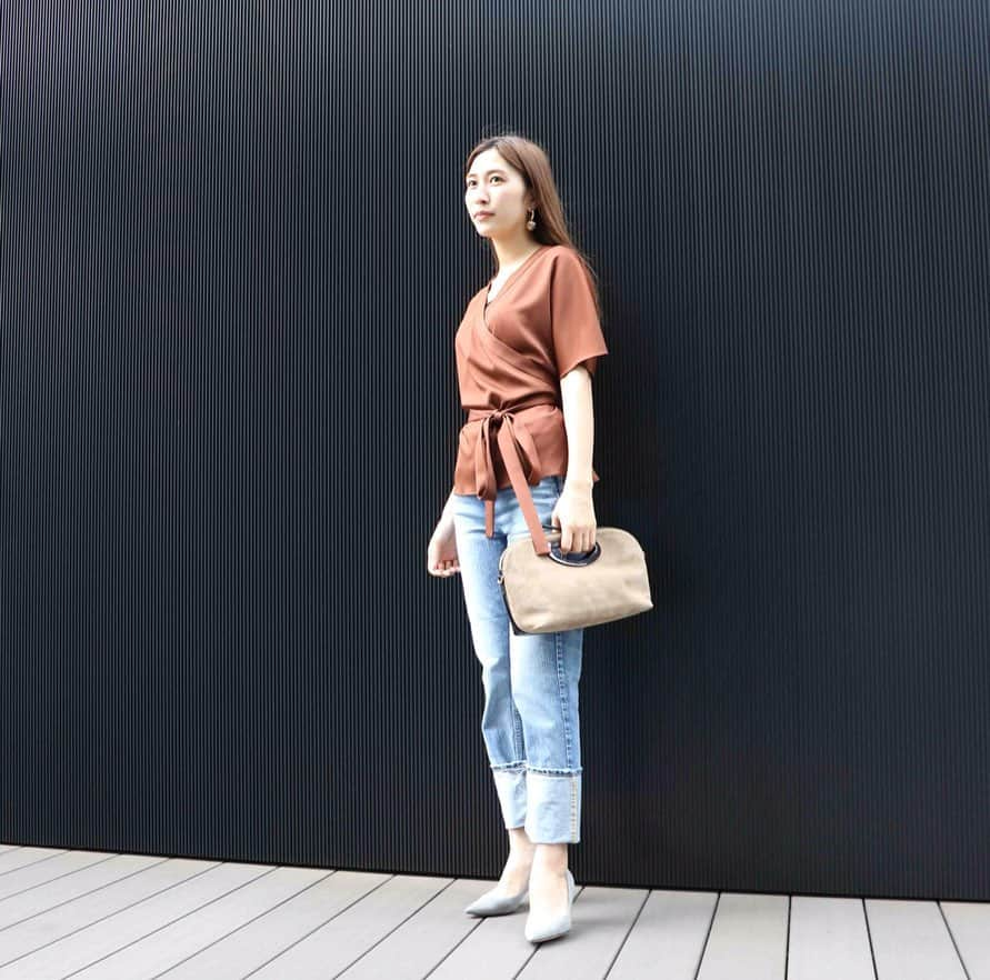 upper hights OFFICIALさんのインスタグラム写真 - (upper hights OFFICIALInstagram)「＿＿＿ Dressing up in jeans ＿＿＿﻿﻿ ﻿﻿ Name : Kakae Fuuko Job : Demi-Luxe Beams Shinjuku Store Staff ＿＿＿＿＿＿＿＿＿＿＿＿＿＿＿＿﻿ ﻿ Style : upper hights Jeans﻿﻿ 【THE ELEN】#TOPAZ ＿＿＿＿＿＿＿＿＿＿＿＿＿＿＿＿﻿ ﻿ @fuuuko_  @demiluxebeams ﻿ #demiluxebeams﻿﻿ @upperhights﻿﻿ #upperhights #jeans #denim﻿﻿ #instafashion  #ootd #outfit﻿﻿﻿﻿﻿﻿﻿ #ootdfashion #outfitstyle #intheknowgl﻿」7月5日 18時45分 - upperhights