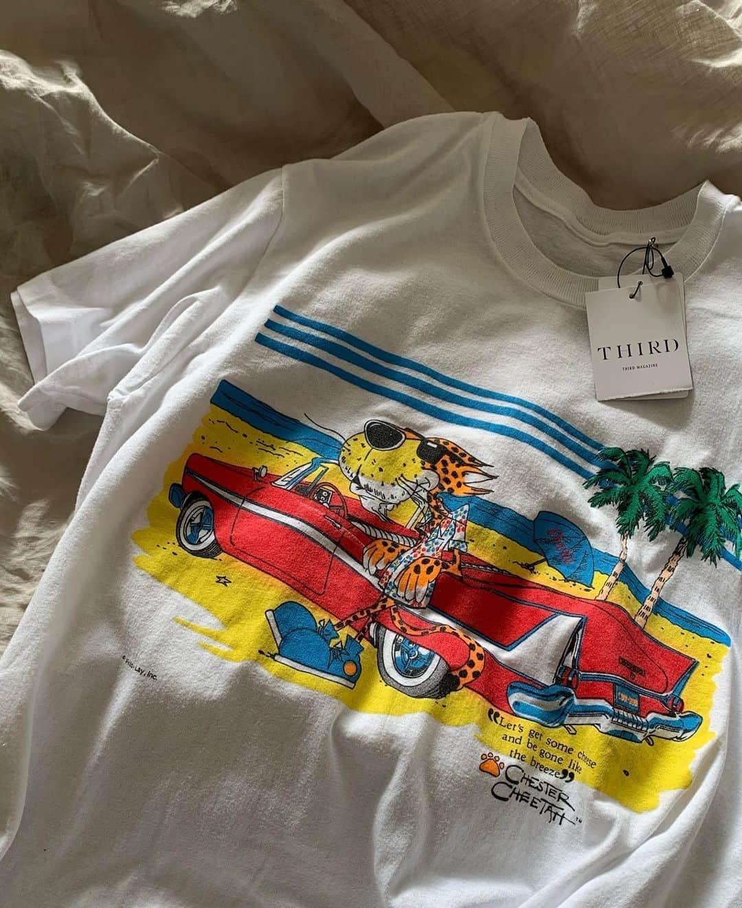 鈴木六夏さんのインスタグラム写真 - (鈴木六夏Instagram)「先日と同じパンツを 珍しく衝動買いした vintage T-shirt’s と。  vintageはなかなか選び方が難しいと思ったりしますが、 信頼しているshopがセレクトしているものだと、 安心してトライ出来たりします(^^) これは @third_magazine で。 陽気なトラに心奪われる♡ 何気にQとリネンがリンクしていました😊 #riccascloset  #riccaミニマムクローゼット  @rikuka.closet」7月5日 18時48分 - rikuka.62