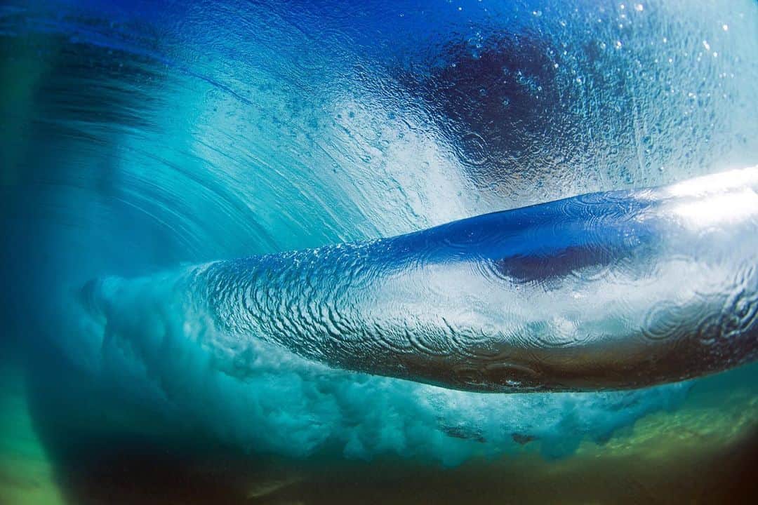 クラーク・リトルさんのインスタグラム写真 - (クラーク・リトルInstagram)「Underwater action yesterday 🌊💙 #maui #shorebreak #clarklittle 🆑」7月5日 10時40分 - clarklittle