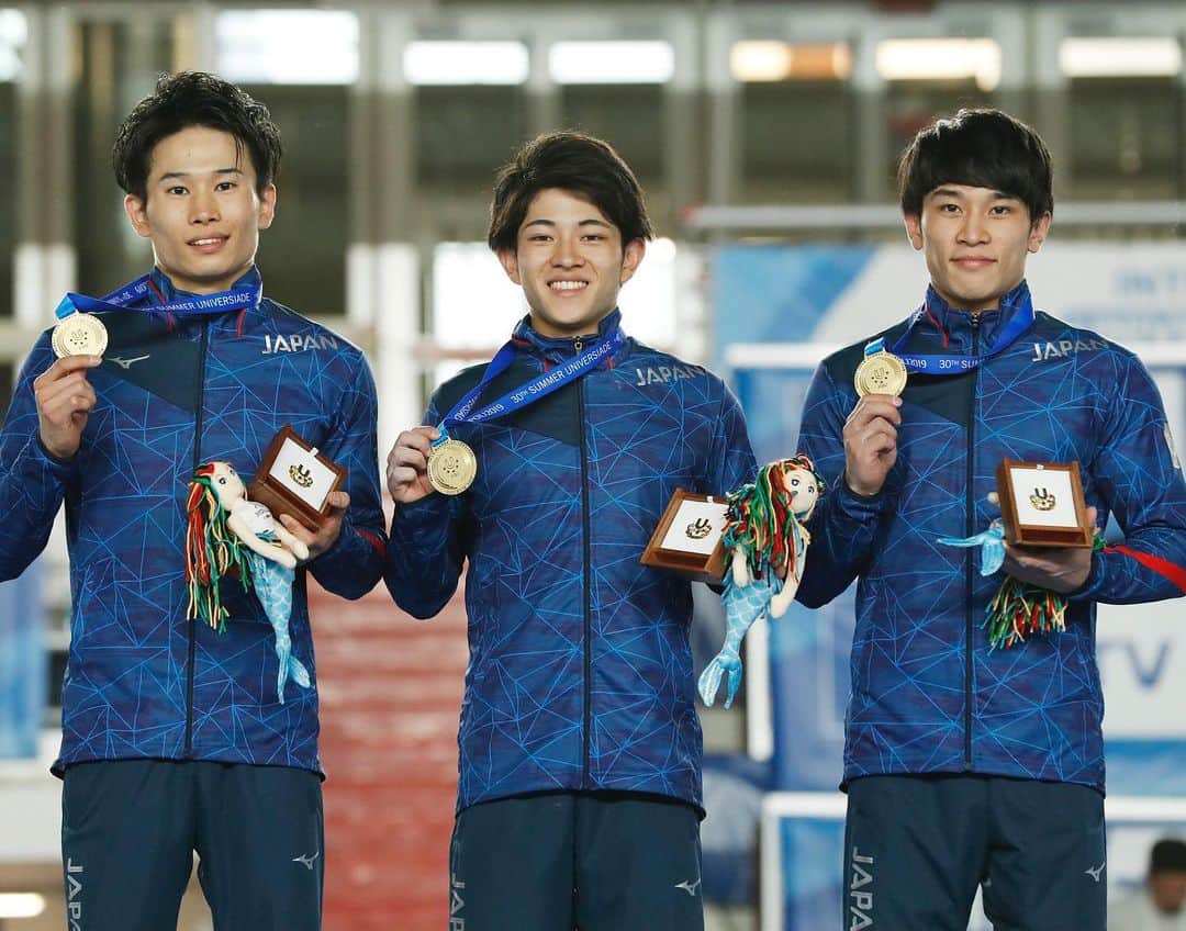 日本オリンピック委員会さんのインスタグラム写真 - (日本オリンピック委員会Instagram)「ナポリユニバーシアード大会第2日（4日）、競泳男子400m自由形で吉田啓祐選手が日本勢第1号の金メダルを獲得。また、体操男子の団体総合では日本（萱和磨選手、谷川翔選手、谷川航選手）が3連覇を達成し、柔道女子70kg級で田中志歩選手が金メダルを獲得しました🙌 . 【DAY2】#Universiade #Napoli2019 @napoli2019 @fisu . [金メダル🥇] 吉田啓祐: 競泳 男子400m自由形 Keisuke Yoshida: Swimming/Men 400m Freestyle . 日本（萱和磨、谷川翔、谷川航）: 体操 男子団体総合 Team Japan（Kazuma KAYA, Kakeru TANIGAWA, Wataru TANIGAWA）: Artistic Gymnastic/Men Team . 田中志歩: 柔道 女子70kg級 Shiho Tanaka: Judo/Women 70kg . [銀メダル🥈] 日本（山本茉由佳、持田早智、渡部香生子、今井月）: 競泳 女子400mリレー Team Japan（Mayuka Yamamoto, Sachi Mochida, Kanako Watanabe, Runa Imai）: Swimming/Women 4x100m Freestyle . 中野寛太: 柔道 男子90kg超級 Kanta Nakano: Judo/Men 90+kg . 秋場麻優: 柔道 女子70kg超級 Maya Akiba: Judo/Women 70+kg . #がんばれニッポン #ナポリユニバーシアード #ToBeUnique #TEAMNIPPON #JapanOlympicCommittee . 📸 AFLO SPORT, PHOTO KISHIMOTO」7月5日 11時02分 - teamjapanjoc