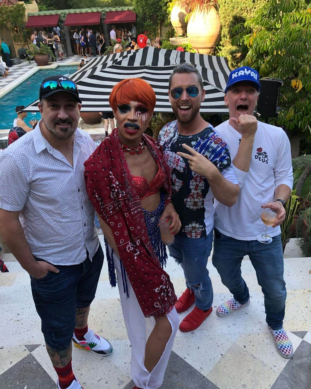 ランス・バスさんのインスタグラム写真 - (ランス・バスInstagram)「So this happened! Happy 4th! 🇺🇸 @oddlyyvie @jcchasezofficial @realjoeyfatone」7月5日 11時06分 - lancebass