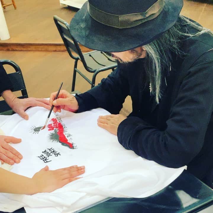 山本里美のインスタグラム：「Drawing by Yohji and @liliknightly  #limifeu」