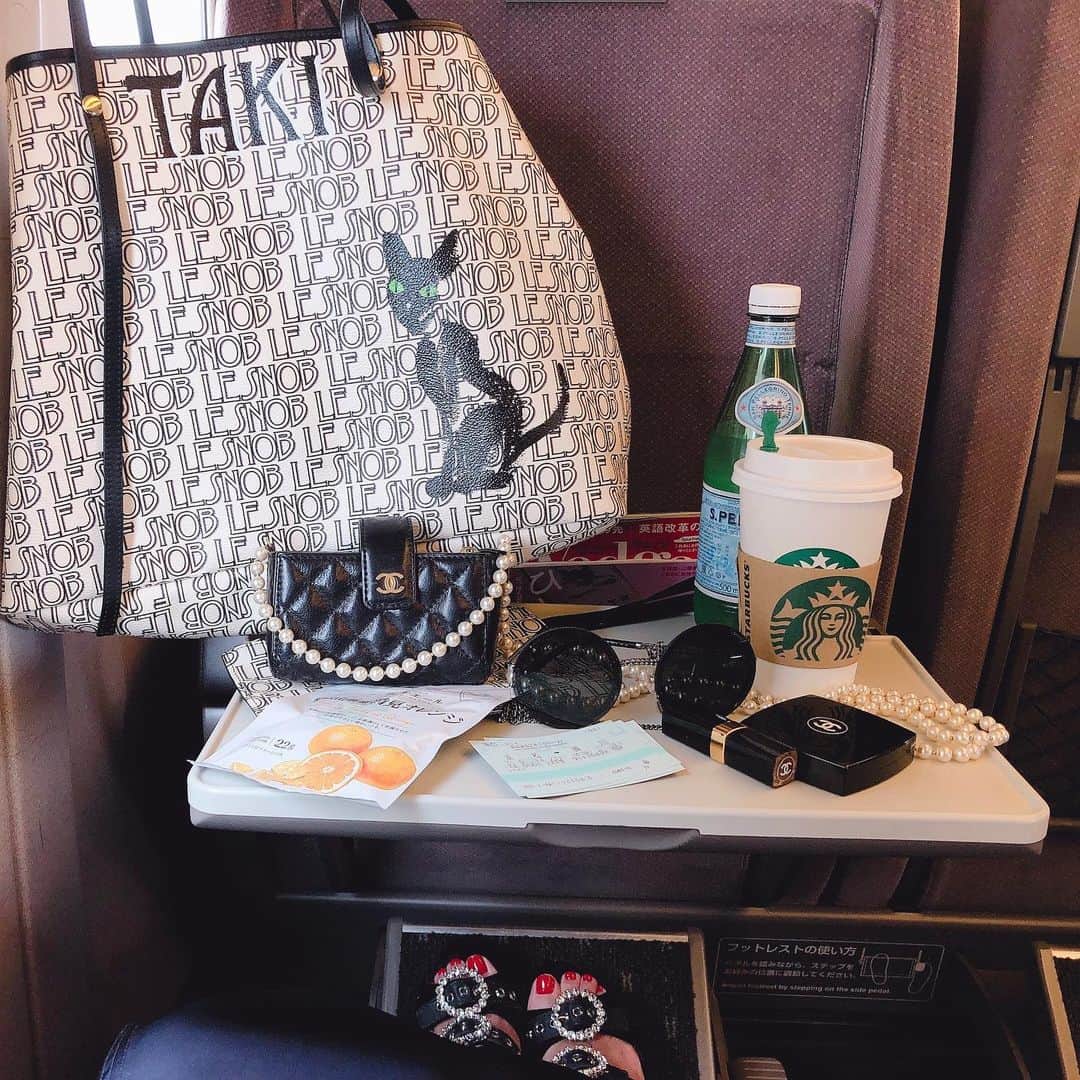 Taki Tanakaさんのインスタグラム写真 - (Taki TanakaInstagram)「#offto #shizuoka #🚄 #ootd #outfitoftheday #outfit  bag #LESNOB bag,sunglasses #CHANEL shoes #miumiu  今日は静岡 #掛川 へ。 最近毎日新幹線に乗ってます😅 #行ってきます #abouttoday」7月5日 14時16分 - tanakataki