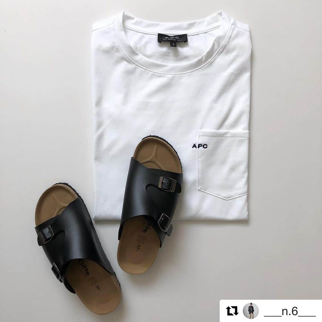 ショップにこにこさんのインスタグラム写真 - (ショップにこにこInstagram)「#Repost @___n.6___ with @get_repost ・・・ ・ sandal… ・ ・ サッと履けて履きやすいコンフォートサンダル♡ ・ ( @shopnikoniko ) ・ 公園やちょっとそこまでってときについつい履いちゃう𓋏✧ ・ ZOZOTOWN店限定タイムセールで 4309円→2052円𓏗𓏗✧ 期間 7/5(金)13:00〜7/8(月)10:59 ・ ・ tops #apc sandal #shopnikoniko ・ ・ #fashion#coordinate#outfit#ootd #ファッション#ママファッション #コーデ#ママコーデ #シンプル#シンプルコーデ #ショップにこにこ#ショップにこにこ_zozotown#zozotown#コンフォートサンダル #アーペーセー#ロゴ#ロゴT #mineby3mootd#locari#lucrajp #お洒落さんと繋がりたい」7月5日 14時31分 - shopnikoniko