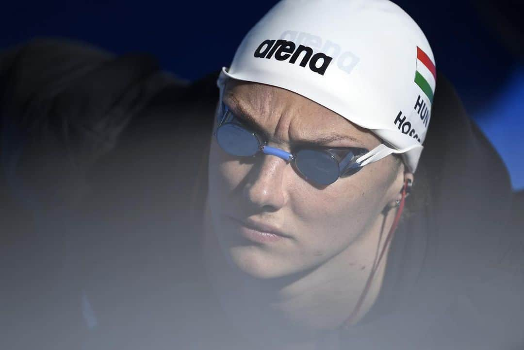 カティンカ・ホッスーさんのインスタグラム写真 - (カティンカ・ホッスーInstagram)「I really can’t wait to start racing soon! Also, @iswimleague competition are around the corner as well with my amazing @iron_isl team!  #Iron #IronLady #internationalswimmingleague 📸 @stephanekempinaire」7月5日 15時03分 - hosszukatinka