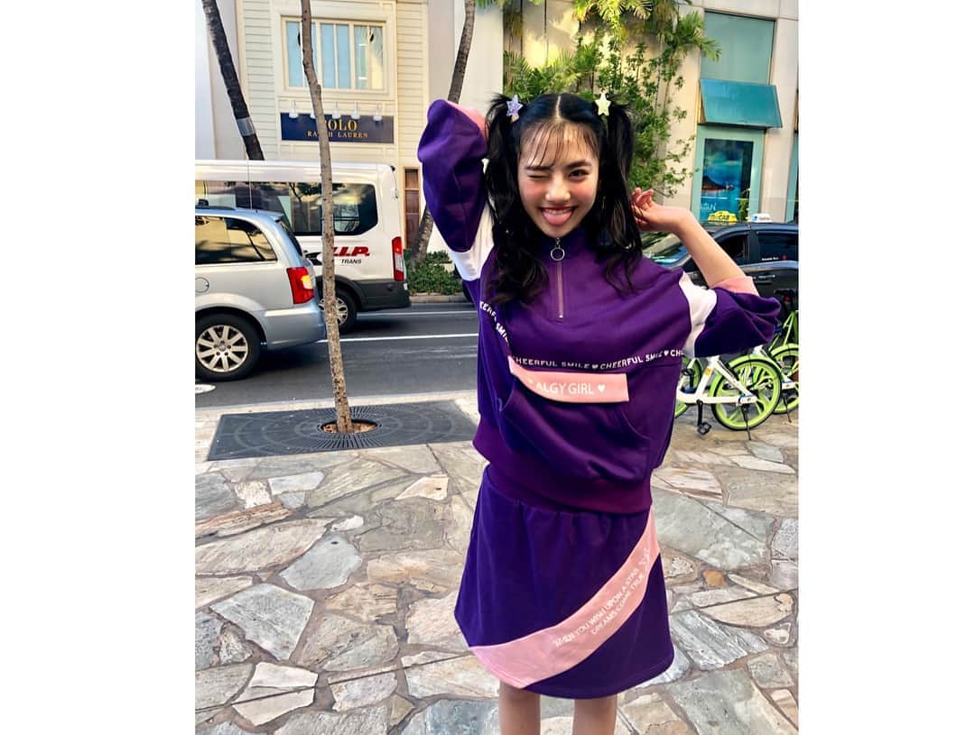 ニコ☆プチさんのインスタグラム写真 - (ニコ☆プチInstagram)「♡🍍♡🍇♡ ワンショルで夏ガーリーなルキと ジップスウェットでアクティブなルキ☺︎⚡︎❤︎ . . みんなどっちが好き~~？😘💓 #どっちも可愛い #ももちろんあり💜❤️笑 #関谷瑠紀  #アルジー  @algy_official」7月5日 15時21分 - nicopuchi_official