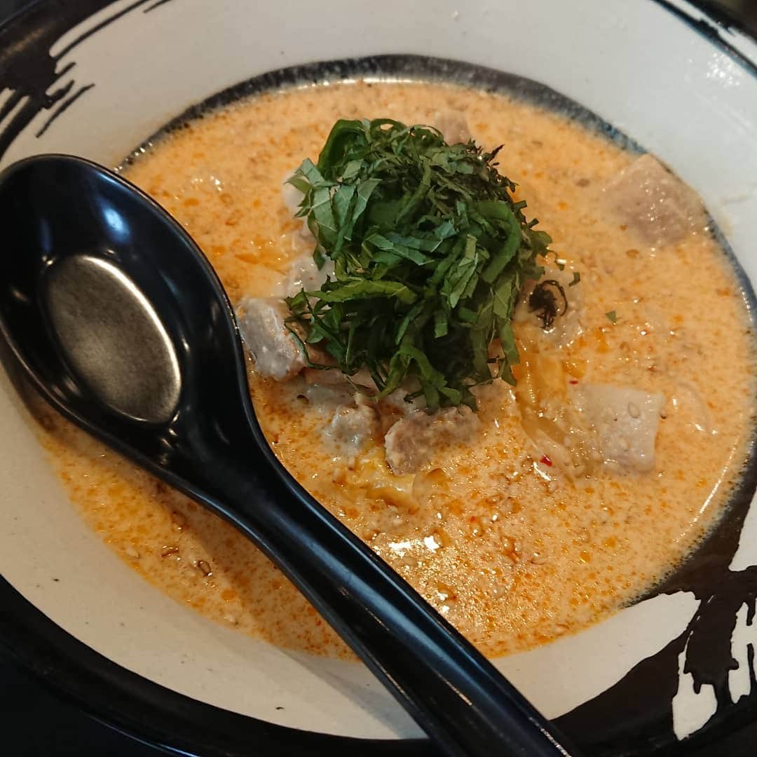 長塚全さんのインスタグラム写真 - (長塚全Instagram)「渋谷にあるAOMARUの豆乳豚キムチラーメン、めっちゃうまかったー✨夜メニューのタンドリーチキンもうまいみたいなんで次回。 #AOMARU #豆乳豚キムチラーメン #渋谷」7月5日 15時44分 - zen_nagatsuka