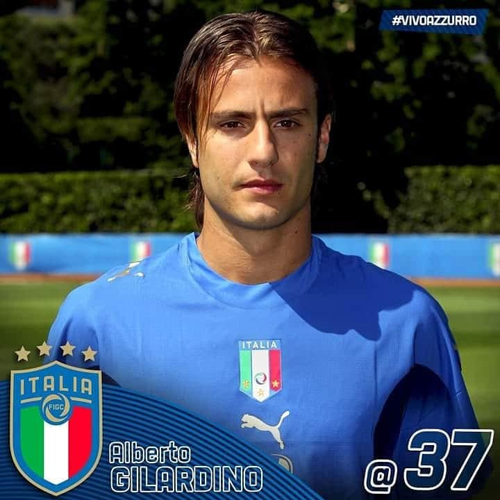 サッカーイタリア代表さんのインスタグラム写真 - (サッカーイタリア代表Instagram)「🎂 Buon compleanno ad Alberto #GILARDINO per i suoi 3⃣7⃣ anni! 🇮🇹 57 presenze in #Nazionale ⚽️ 19 #gol 🏆 #CampioneDelMondo, #Germania2006 . 🗓 #Biella, #5luglio 1982 . . #Azzurri #VivoAzzurro #Italia」7月5日 15時57分 - azzurri