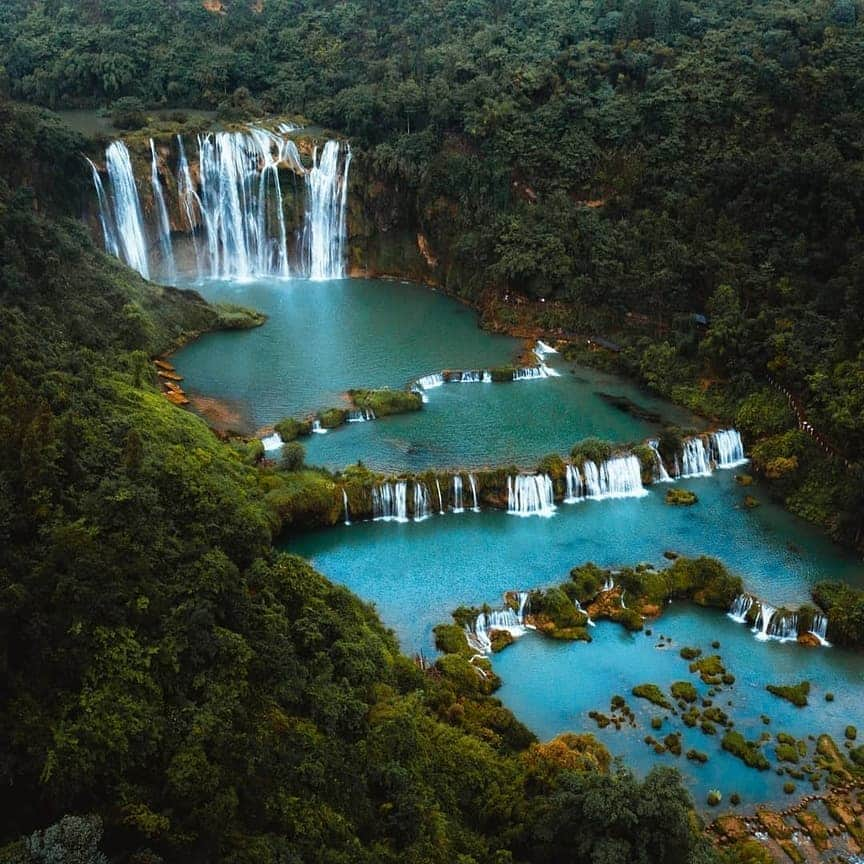 Discover Earthさんのインスタグラム写真 - (Discover EarthInstagram)「China looks like such a wonderful place to discover ! Which photo do you like the most ? Tell us bellow ! 🇨🇳 Share this with someone you would want to visit China with ! — 📍#DiscoverChina — 📸 Photos by @long.explorer」7月5日 16時41分 - discoverearth