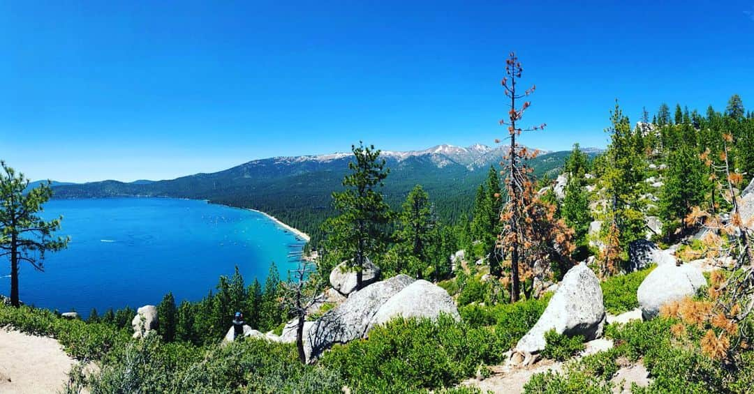 村主章枝さんのインスタグラム写真 - (村主章枝Instagram)「Lake Tahoe. @xhaleighx @devin_teer  #memories  #laketahoe」7月5日 17時20分 - fumie.suguri