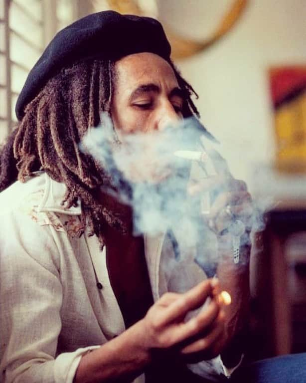 ボブ・マーリーさんのインスタグラム写真 - (ボブ・マーリーInstagram)「“Trodding through creation in a irie meditation.” @marleynatural #marleynatural . 📷 by David Burnett」7月6日 4時04分 - bobmarley