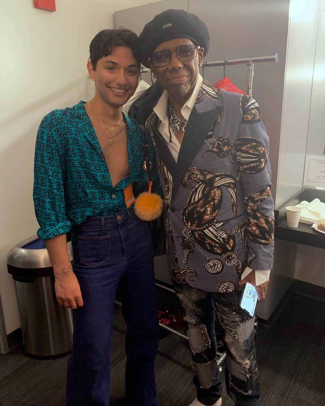 マーク・インデリカートのインスタグラム：「best night of my life courtesy of @sunnybunny00 (swipe to watch me live my full disco fantasy)」