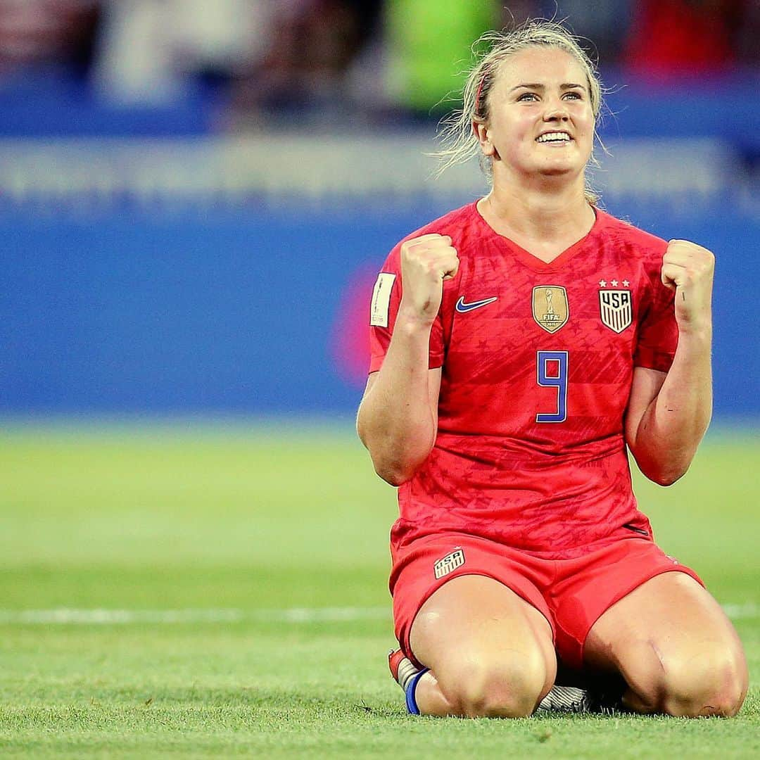 FIFAワールドカップさんのインスタグラム写真 - (FIFAワールドカップInstagram)「🙋🏼‍♀️🇺🇸🇳🇱 Two more sleeps until #LaGrandeFinale 🏆 #FIFAWWC #USA #Netherlands #OneNationOneTeam #oranjeleeuwinnen #Lyon #France」7月6日 4時07分 - fifaworldcup