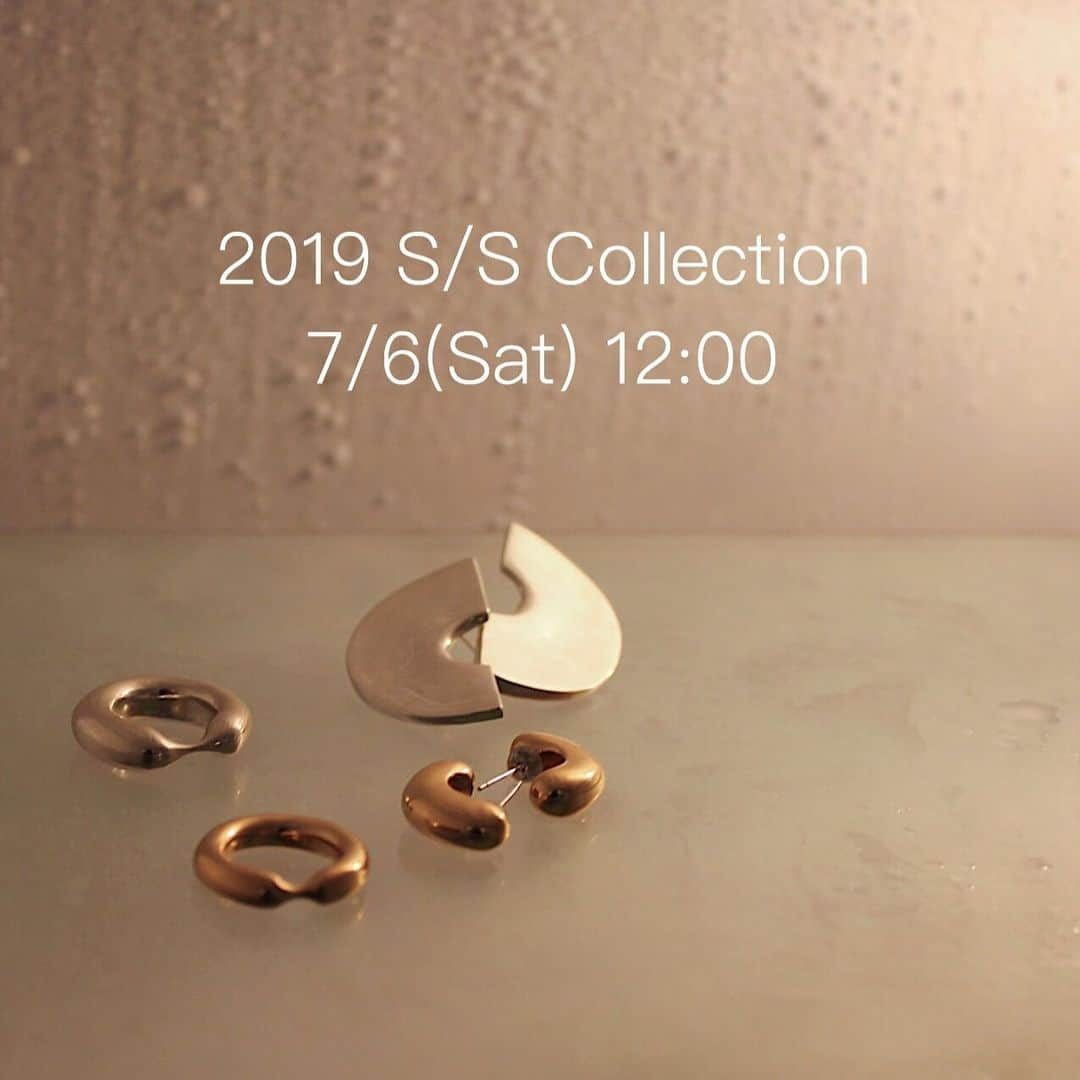 金子渚さんのインスタグラム写真 - (金子渚Instagram)「. 2019 SS NEW COLLECTION  7/6 (sat) 12:00より 店頭、オンラインショップにて 2019 SS NEW COLLECTIONの販売を開始いたします。 . オーダー可能のリングはサイズオーダーも可能です。 . 是非ご覧くださいませ。 . 🌫MAIDEN shop OPEN：12:00 - 20:00 (定休日：水曜日) ADDRESS：1-14-9 2F JINNAN SHIBUYA-KU TOKYO (ネイルサロンDISCOと同ビル2Fになります。) TEL：03-5489-3855 . #maiden#jewelry#ring#necklace#choker#pierce #disco#disconail 【http://maiden-tokyo.com】 @maiden_official @disco_tokyo」7月5日 19時12分 - nagisakaneko