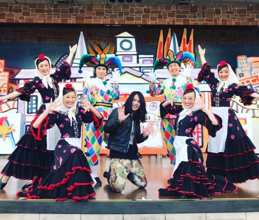 のインスタグラム：「スペインのひみつ、フラゲ日まであと4日です💃🕺」