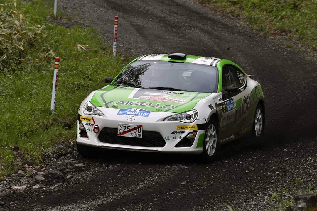 ヘイキ・コバライネンさんのインスタグラム写真 - (ヘイキ・コバライネンInstagram)「Rallying in Hokkaido tomorrow and Sunday, recce and practice done. Nice gravel stages ahead. Always feeling a bit unsure about the pace notes before rally, but can't change them anymore so we'll find out tomorrow! Maximum attack like they say 😂」7月5日 19時48分 - heikkikovalainen