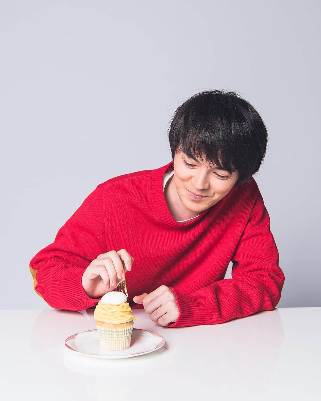 のインスタグラム：「#林遣都  #kentohayashi  #ポートレート  #portrait  #portraitphotography  #ジェントル飯  #網中健太  #kentaaminaka」
