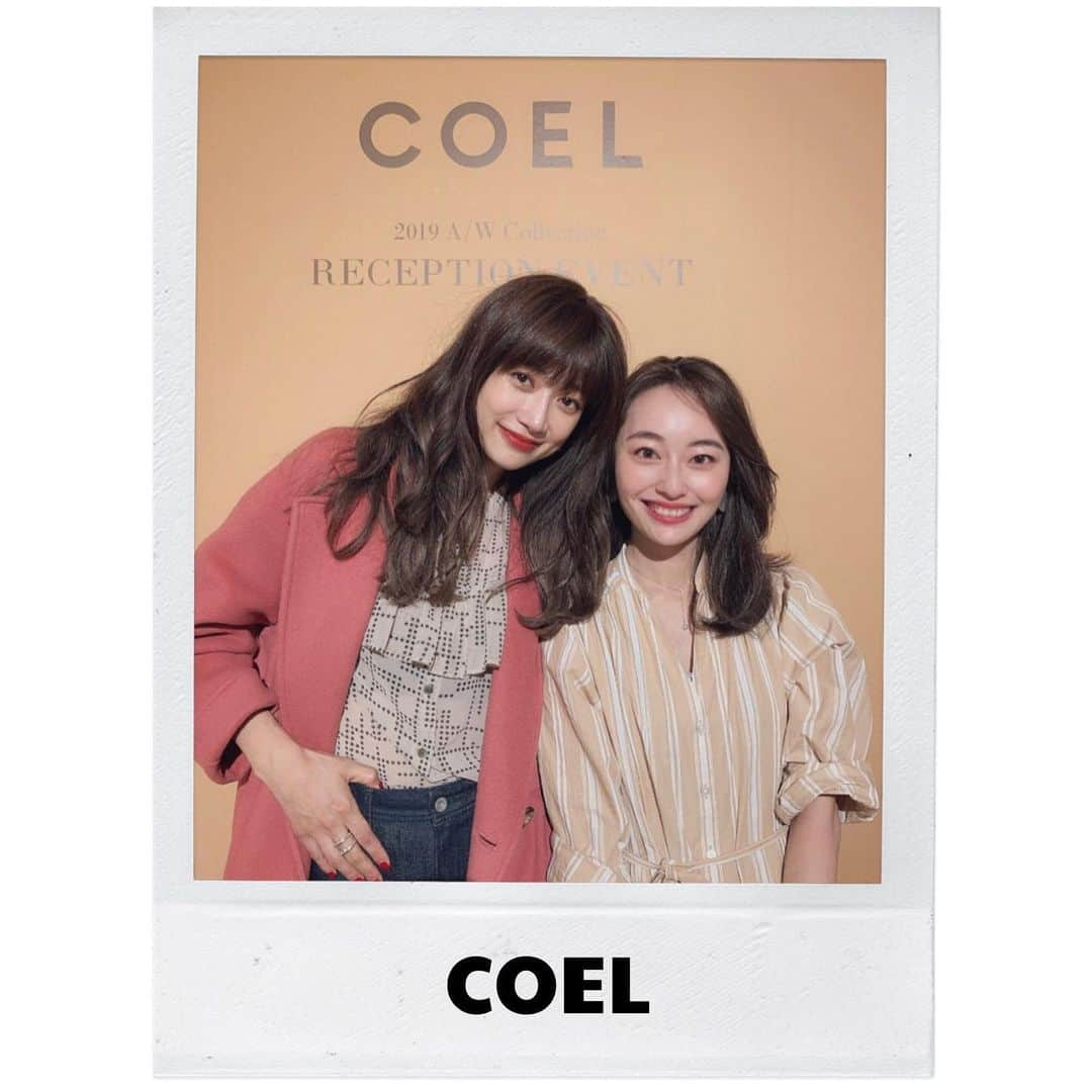 小祝麻里亜さんのインスタグラム写真 - (小祝麻里亜Instagram)「ヨンア 언니さんのブランド、COELの2019aw レセプションイベントにお邪魔しました😊💘 ． ． 今回も大人可愛いものから、スタイリッシュなものまで、ヨンアさんのセンスと世界観が広がってました🙆‍♀️ ． にしてもヨンアさん、小顔すぎて横に並ぶの恐縮😂😂私が着てる服はCOELの春夏コレクションです。 ． 今回はヨンアさんが着てるブラウスと、YanukとCOELコラボのデニムをオーダーしました💕💕形が綺麗すぎました👖秋冬が待ち遠しいな☺️ ． ． @coel_y ＿＿＿＿＿＿＿＿＿＿＿ #ヨンア さん #コエル #レセプション #2019秋冬 #2019aw #coel #yanuk #coelreceptionevent #영아 언니#모델  #코디 #스타일링 #데일리룩 #오오티디 #패션스타그램 #패션 #옷스타그램」7月5日 20時30分 - maria_koiwai