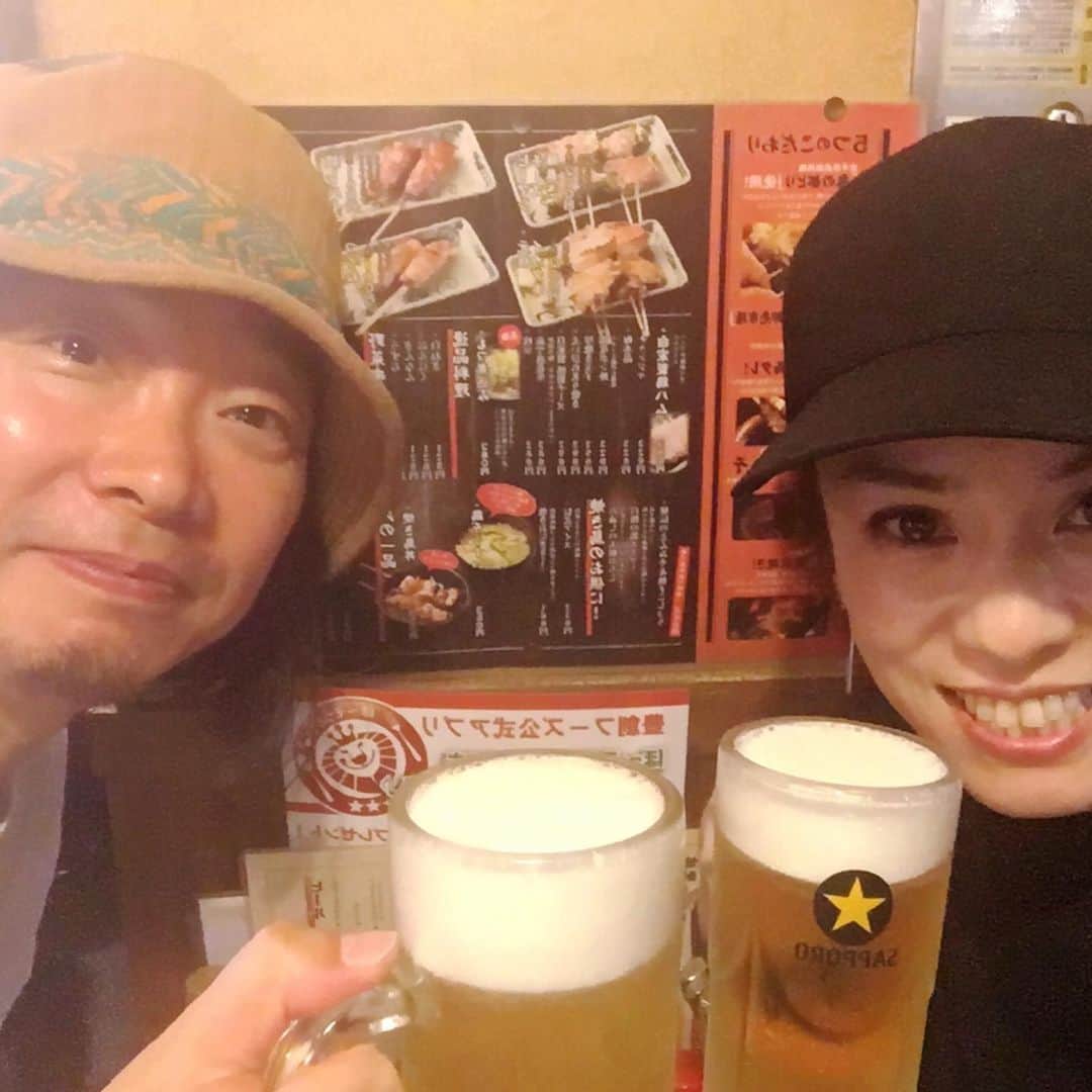 azumiのインスタグラム：「取り急ぎ、本日お越し下さったみなさま、ありがとうございましたーーー！感動した！birdもありがとう！！ハッシュタグつけてポストしてね！ 二人打ち上げ笑 #wyolica #ワイヨリカ #ワイヨリカライブリクエスト」