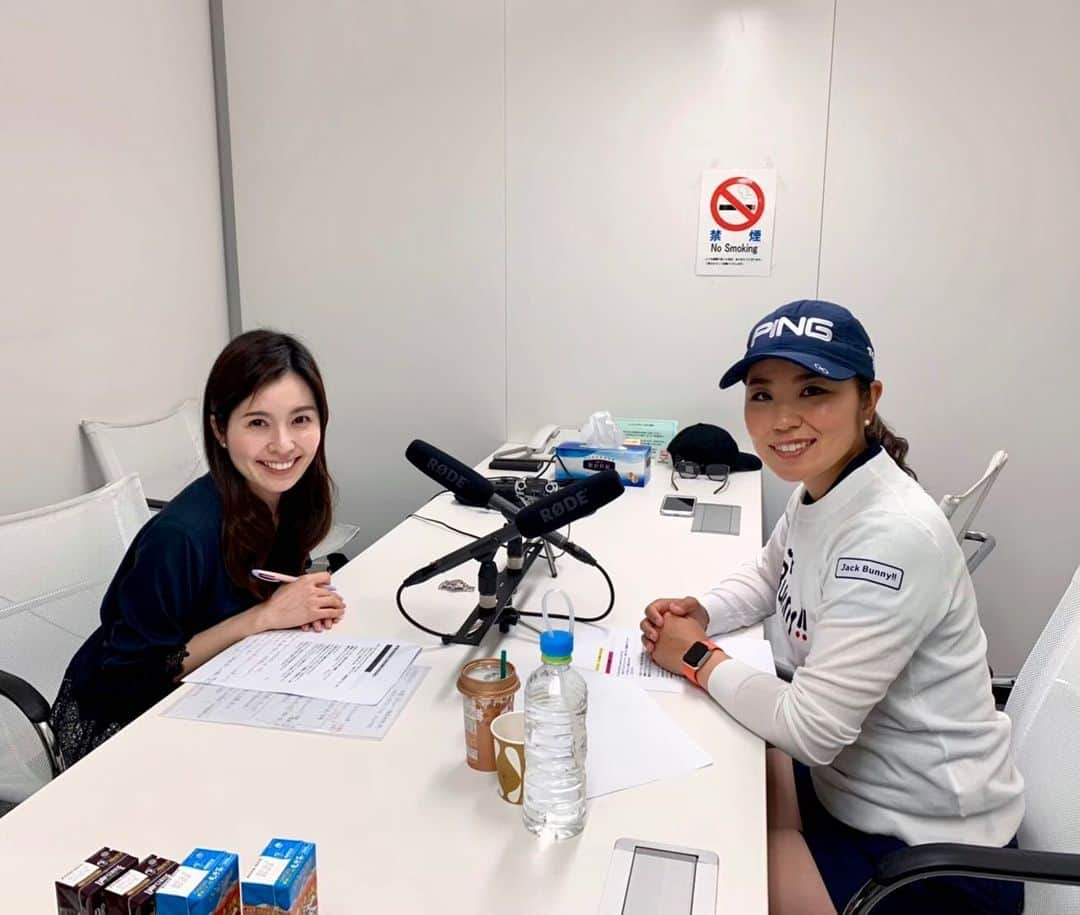 和田奈美佳さんのインスタグラム写真 - (和田奈美佳Instagram)「明日朝6時45分〜 interFM897 Green jacket内「THE HOUSE presents Enjoy golf life」にて比嘉真美子プロとの対談が流れます😻❣️この仕事を始めてから一度お会いしてみたい！と思っていた方でしたが、ついにその夢が叶いました✨比嘉プロのトークを是非お楽しみ下さい📻✨ . #golf897 #interfm897 #比嘉真美子 プロ #タケ小山 さん #和田奈美佳 #ゴルフ女子 #ゴルフ」7月5日 21時37分 - wadanamika_official