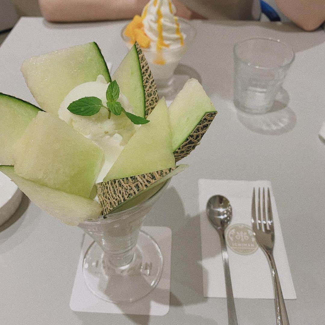 のインスタグラム：「_ 家から徒歩2分のおいしいお店🚶‍♀️ 毎日たべたい…」