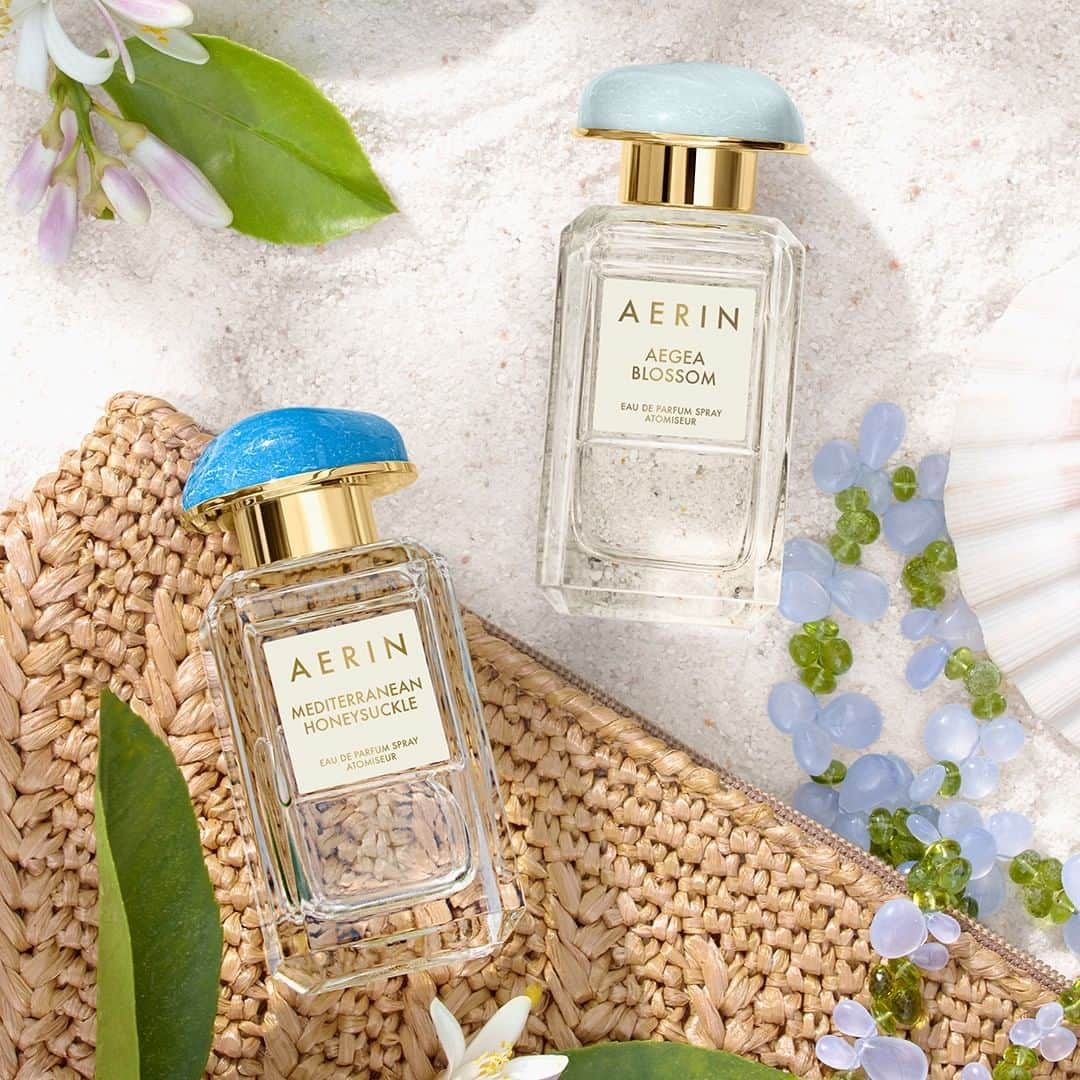 エスティローダーさんのインスタグラム写真 - (エスティローダーInstagram)「In the mood to mix up your #summerscent? Layer @AERIN's Mediterranean Honeysuckle and Aegea Blossom to create your own custom fragrance!  Transport your senses as accents of sparkling Grapefruit and whimsical Honeysuckle blend effortlessly with radiant Bergamot and glistening Verbena. #AERINBeauty #MyPerfectEscape」7月5日 22時00分 - esteelauder