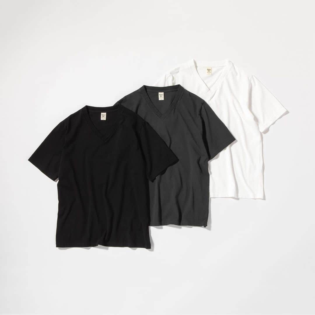 Jackmanさんのインスタグラム写真 - (JackmanInstagram)「F/W 2019「NEW ARRIVAL」﻿﻿﻿﻿﻿ ﻿ "CLASSIC RIB V-NECK T-SHIRT"﻿﻿﻿﻿﻿ ﻿ Black, Stand Green, White/ ￥5,000＋Tax﻿ ﻿﻿﻿﻿﻿ Available online. ﻿ #jackman_official #factorybrand #madeinjapan #madeinfukui #uscotton #vnecktee #jm5950」7月5日 22時02分 - jackman_official
