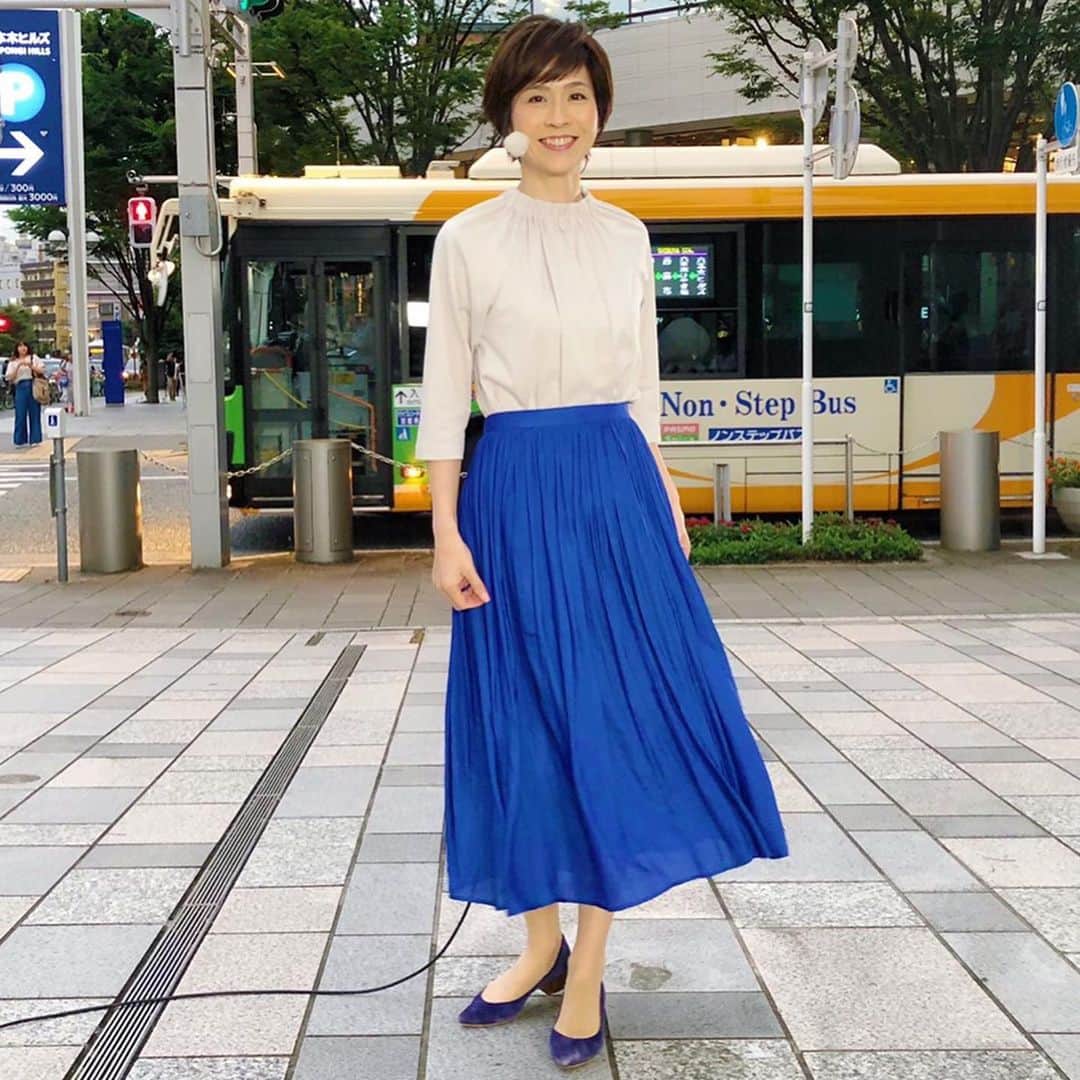 今村涼子さんのインスタグラム写真 - (今村涼子Instagram)「#衣装 トップス #Apaiserlame スカート  #TALBOTS ピアス #anq #633天気#530天気 #スーパーJチャンネル」7月5日 22時06分 - ryoko.imamu