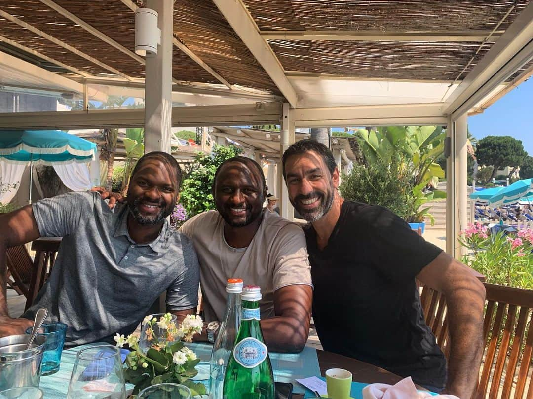 ロベール・ピレスさんのインスタグラム写真 - (ロベール・ピレスInstagram)「Friends reunited」7月5日 22時54分 - robert_pires07