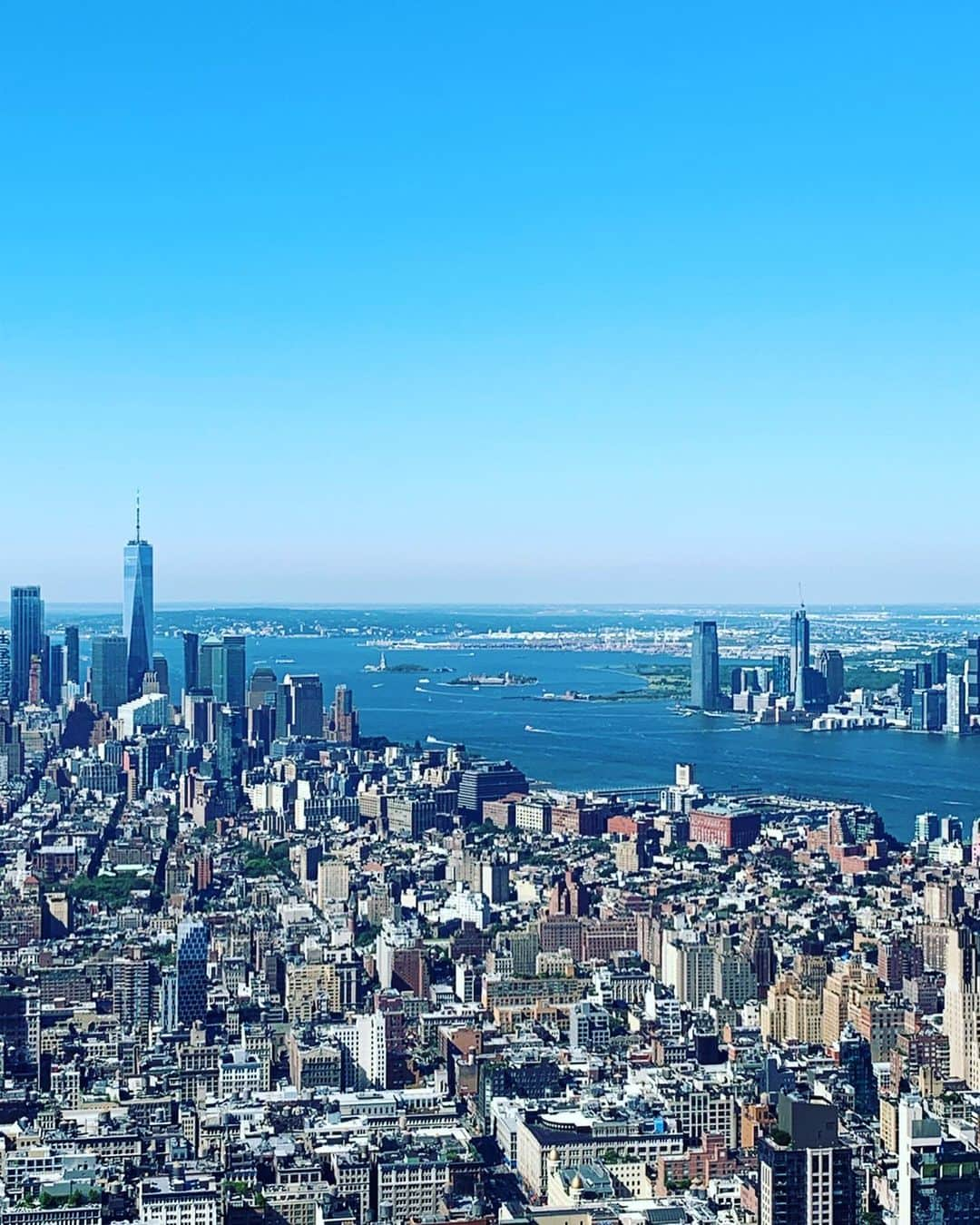 神田うのさんのインスタグラム写真 - (神田うのInstagram)「I have come to N.Y.C. so many times, but this was the first visit to the Empire Estate Building!! #empireestatebuilding#エンパイアステートビルディング #nyc#newyork#newyorkcity#manhattan#マンハッタン#ニューヨーク#ニューヨーク旅行#家族#母娘#親子リンクコーデ#親子コーデ#お揃いコーデ#matchingfashion#matchingcordinate#神田うの#unokanda」7月6日 4時22分 - unokandaofficial