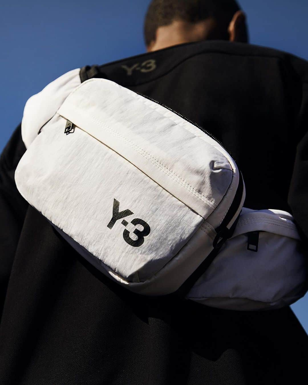 ワイスリーさんのインスタグラム写真 - (ワイスリーInstagram)「Y-3 Sling Bag. Y-3 Fall Winter 2019. --- #adidas #Y3 #YohjiYamamoto Discover the collection at Y-3.com」7月5日 23時01分 - adidasy3