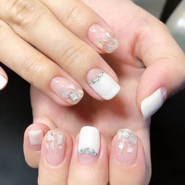 鈴木蛍さんのインスタグラム写真 - (鈴木蛍Instagram)「New Nails💅🏻 #new #nails #white #shellnail」7月5日 23時20分 - jphotaru