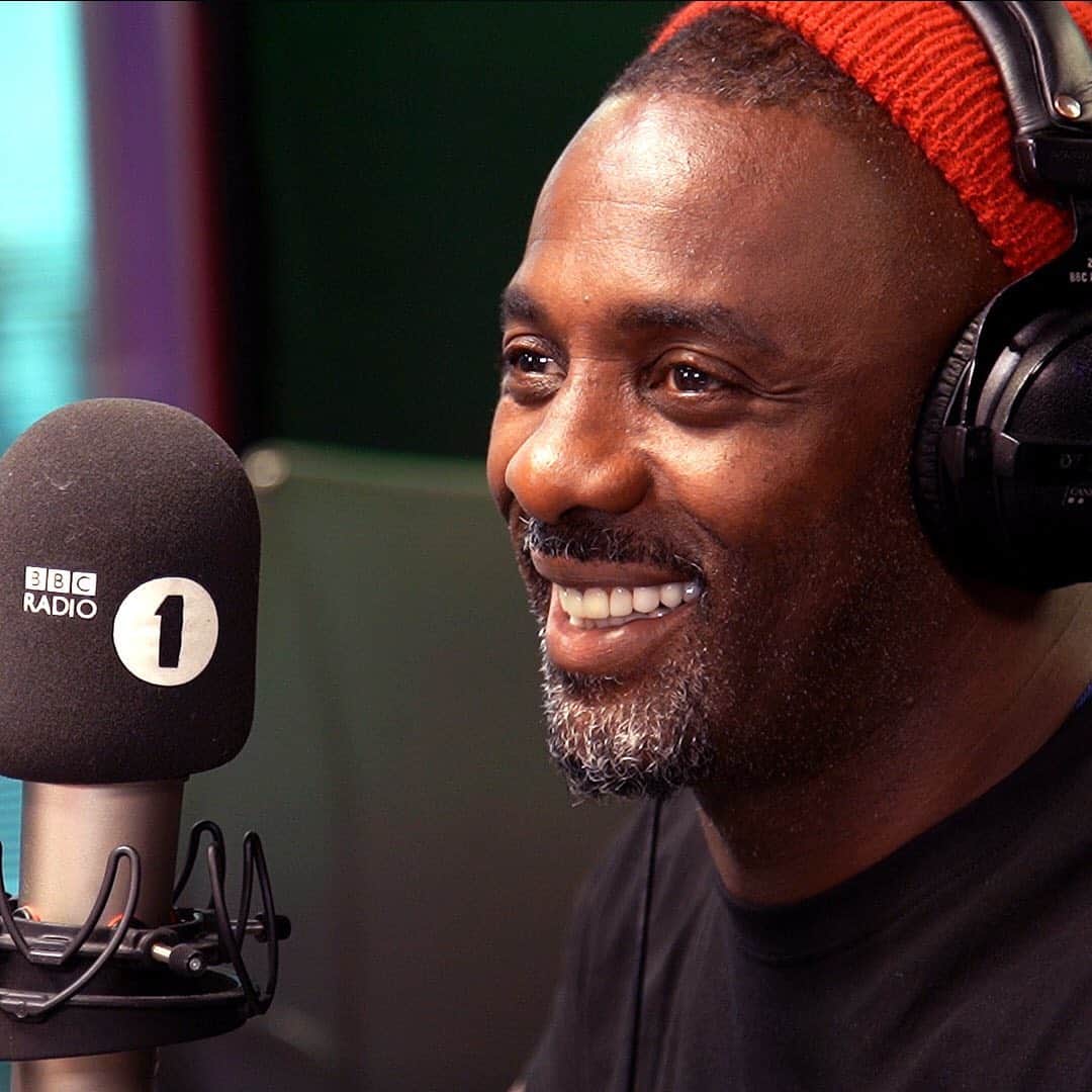 BBC Radioさんのインスタグラム写真 - (BBC RadioInstagram)「The name’s Elba. @idriselba. 🕶  He joins @toddlat to chat about his latest project ‘Yardie’ and brings in special guests for some live freestyles🎤」7月5日 23時22分 - bbcradio1