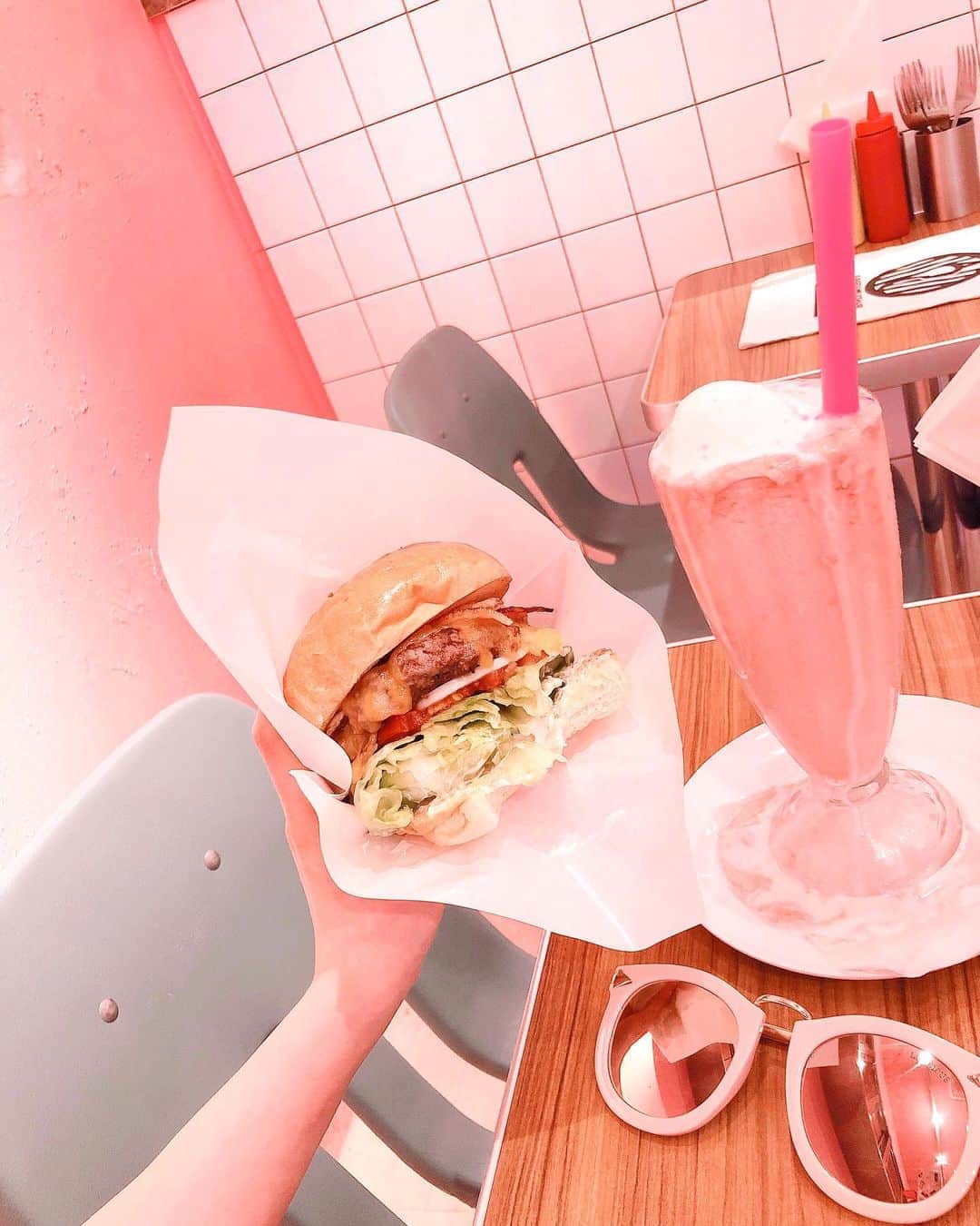 込山榛香のグルメインスタ