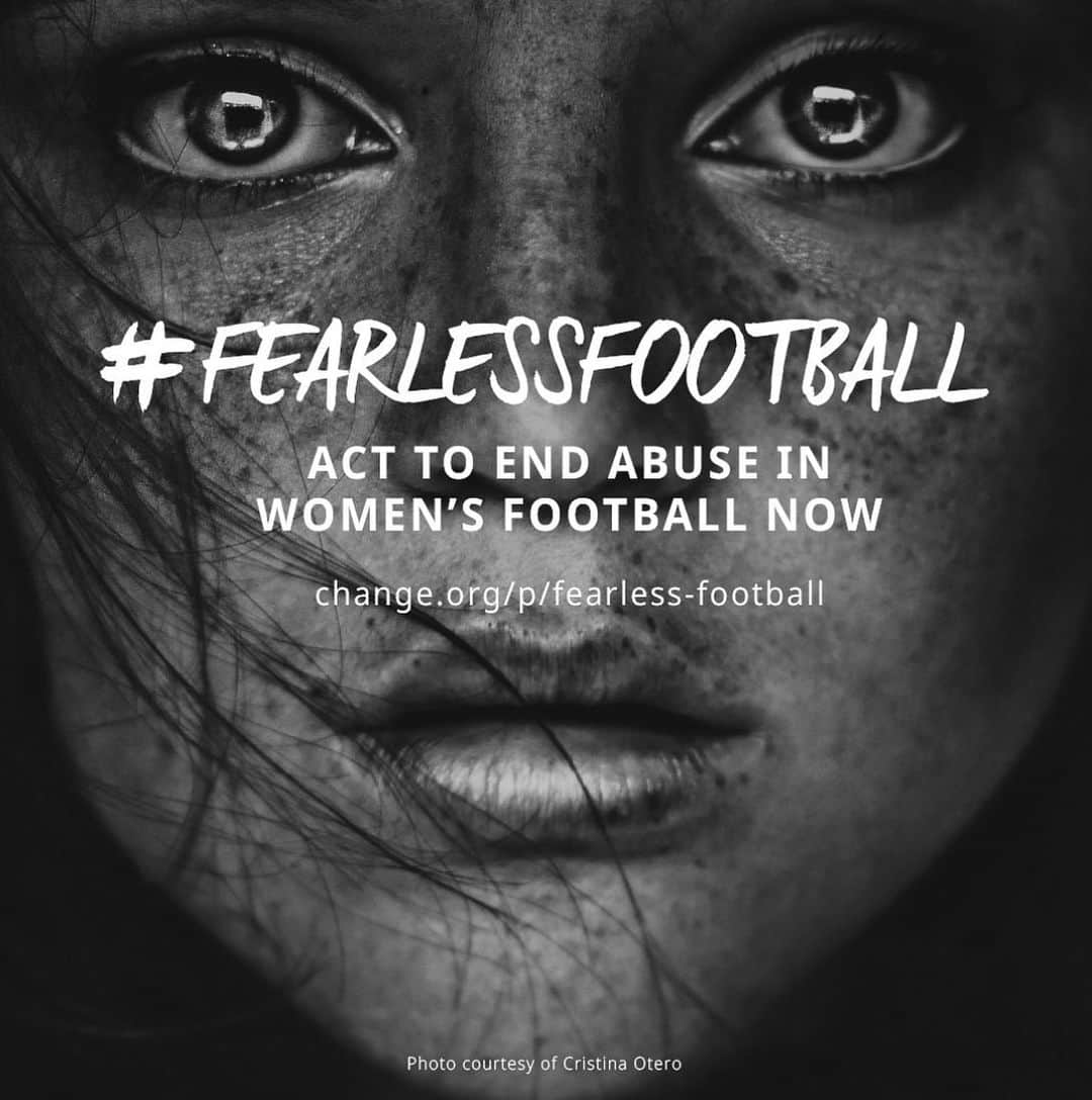 ジェイミー・キャラガーさんのインスタグラム写真 - (ジェイミー・キャラガーInstagram)「I’m proud to be supporting the #FearlessFootball campaign to make sure women and girls around the world can play football in freedom and without fear. Sign the petition here to end abuse in women’s football http://www.change.org/p/fearless-football #FearlessFootball」7月5日 23時36分 - 23_carra